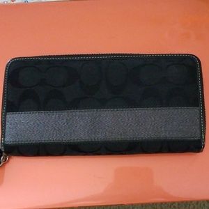 Coach wallet